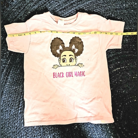 Youth girls extra small black girl magic with lil girl afro puffs t-shirt - Picture 4 of 7
